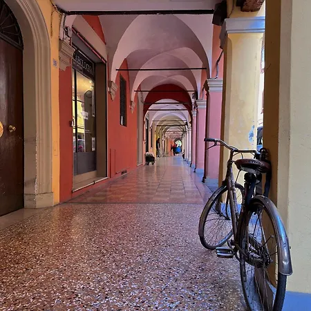 Fondazza Boutique